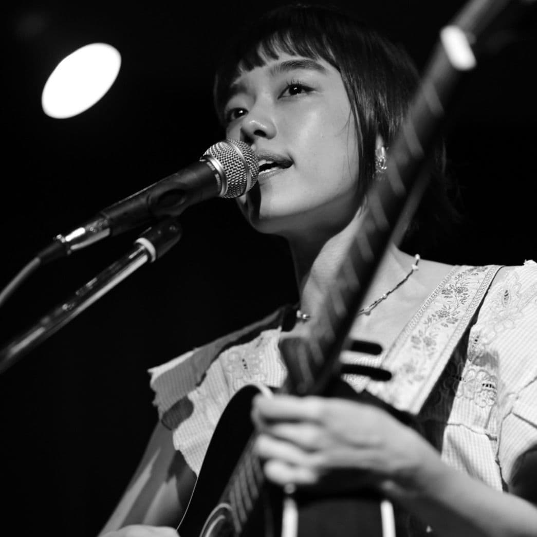 sakura-mic.jpg